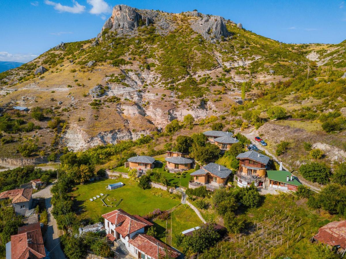 Eco Village Under The Cliffs Ilindentsi Eksteriør bilde