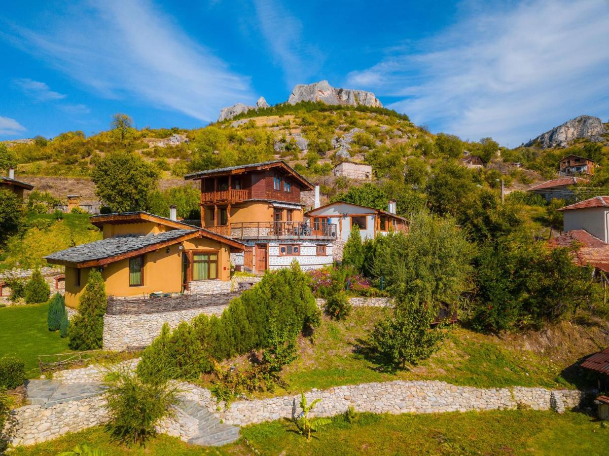 Eco Village Under The Cliffs Ilindentsi Eksteriør bilde