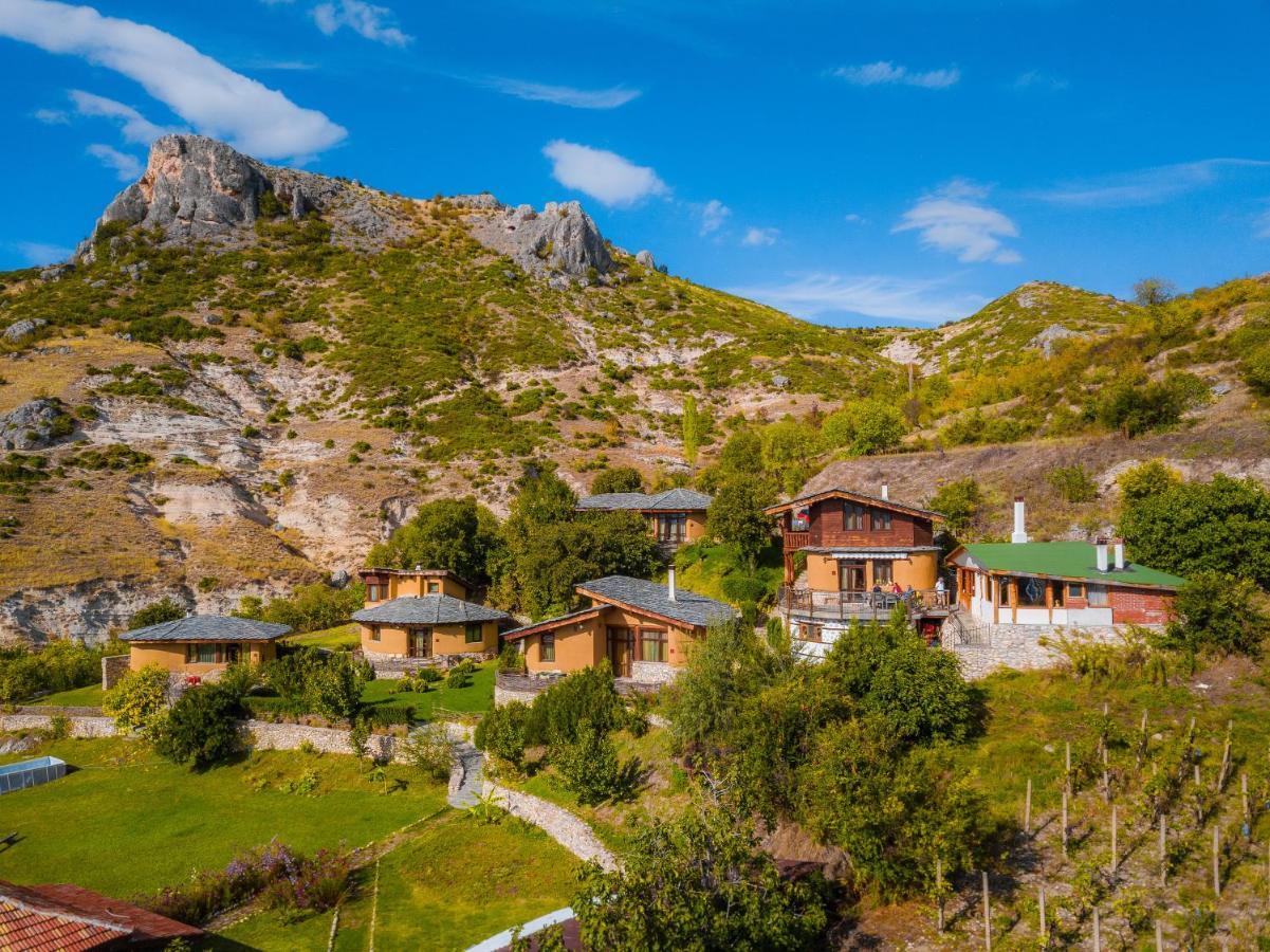 Eco Village Under The Cliffs Ilindentsi Eksteriør bilde