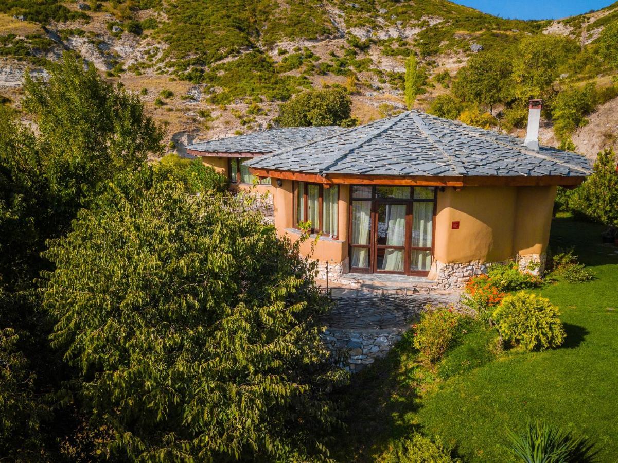 Eco Village Under The Cliffs Ilindentsi Eksteriør bilde