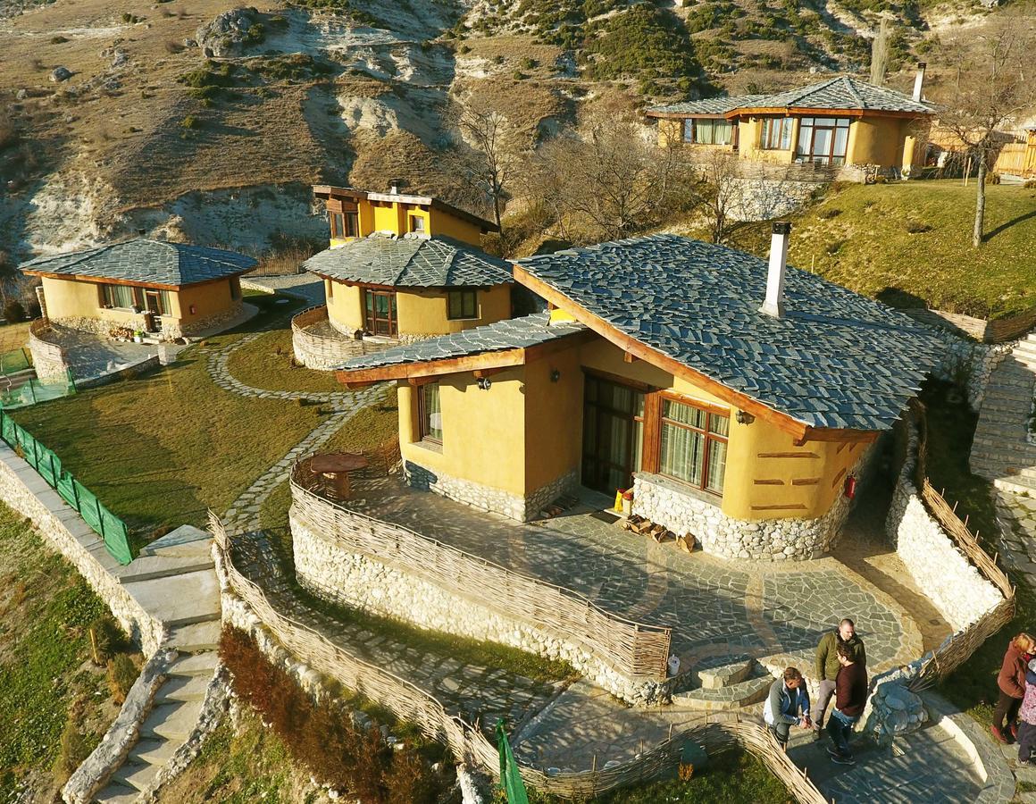 Eco Village Under The Cliffs Ilindentsi Eksteriør bilde